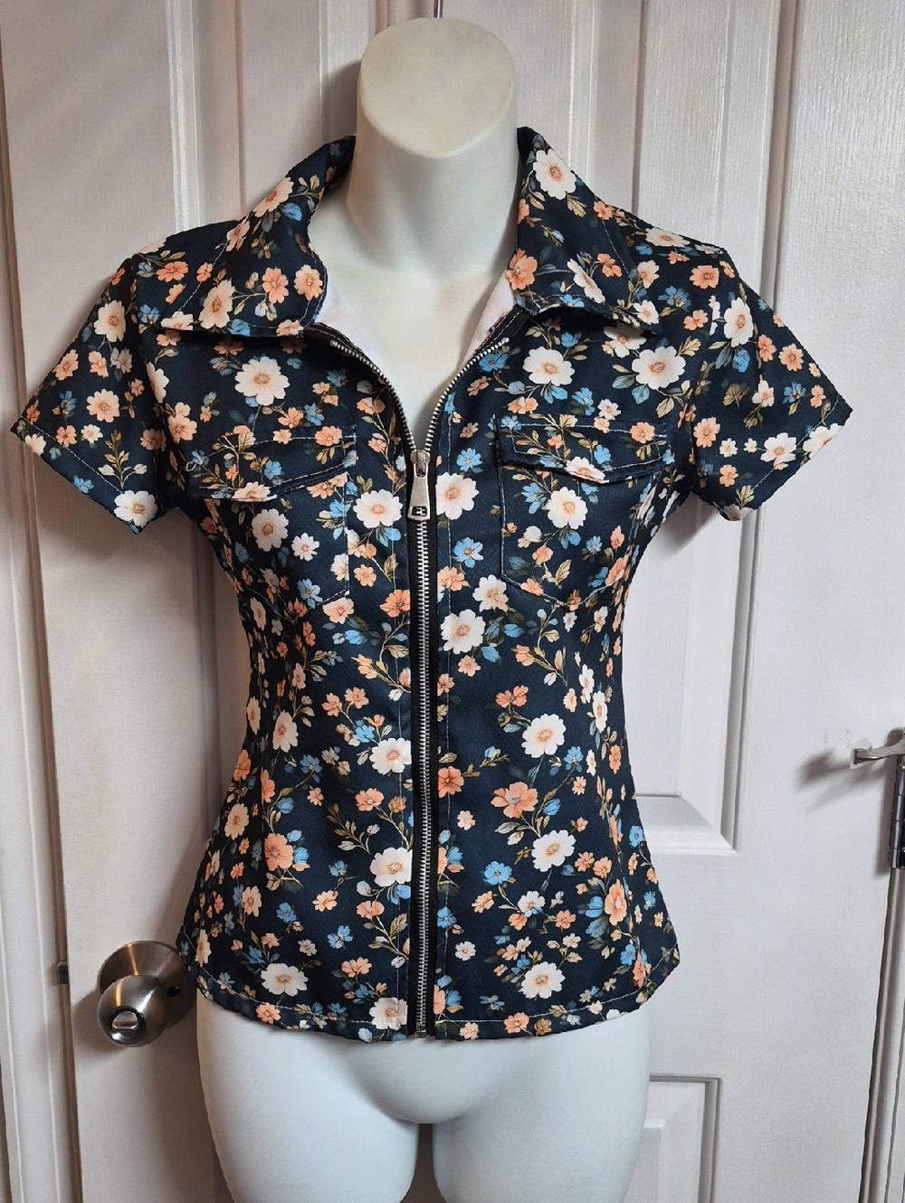 Zip-Front Floral Button Down Shirt - Navy with Peach & White Flowers